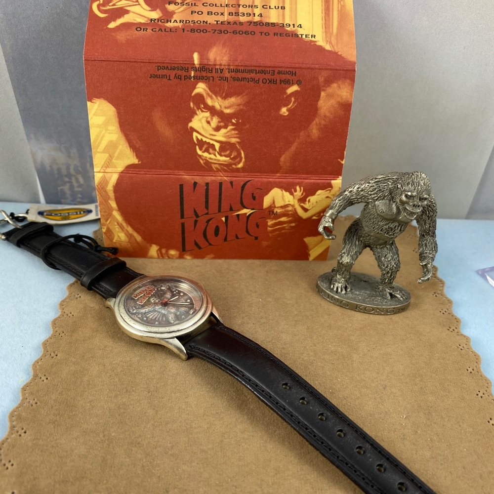 Vintage King Kong Fossil Watch Set Gem